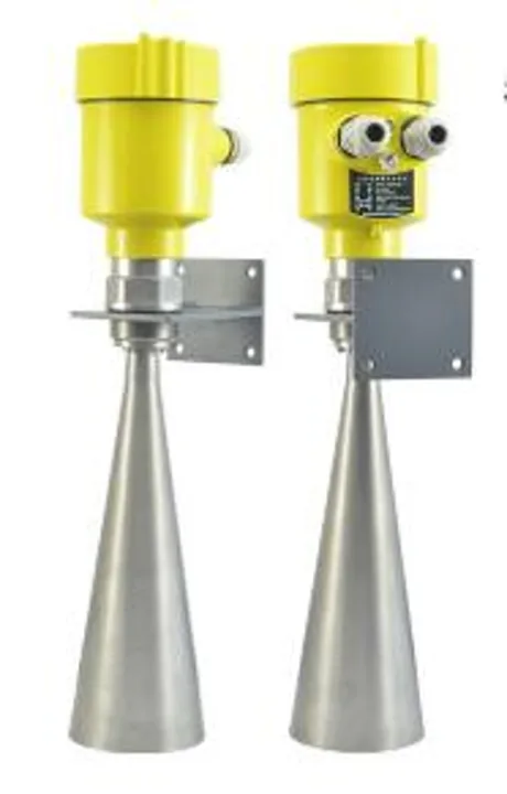 Magnetic flap level gauges